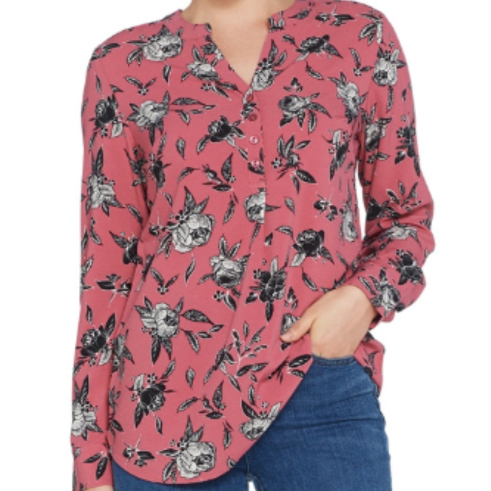 Never Worn D&Co Pullover Y-Neck Top XL